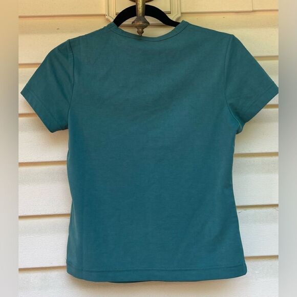 LeZe The Label teal/aquamarine short-sleeved, round neck blouse, size Small - Picture 8 of 9